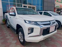 میتسوبیشی L200